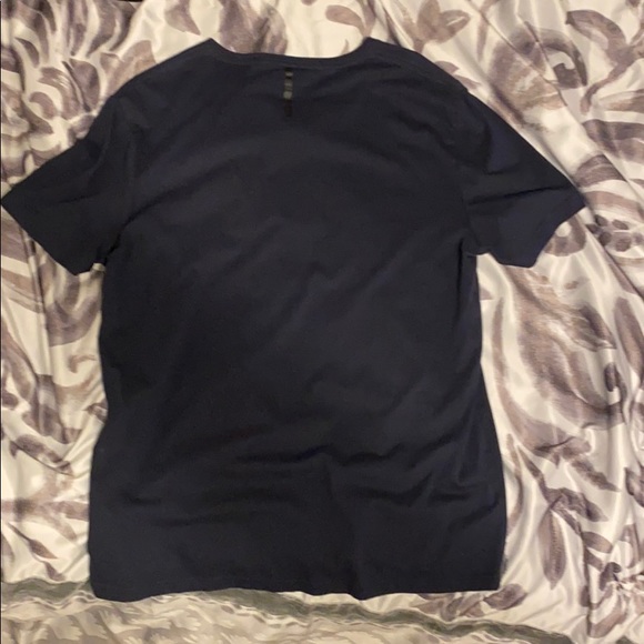 Calvin Klein t-shirt - Picture 2 of 4